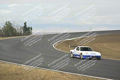 media/Jan-26-2025-CalClub SCCA (Sun) [[cfcea7df88]]/Group 1/Race/